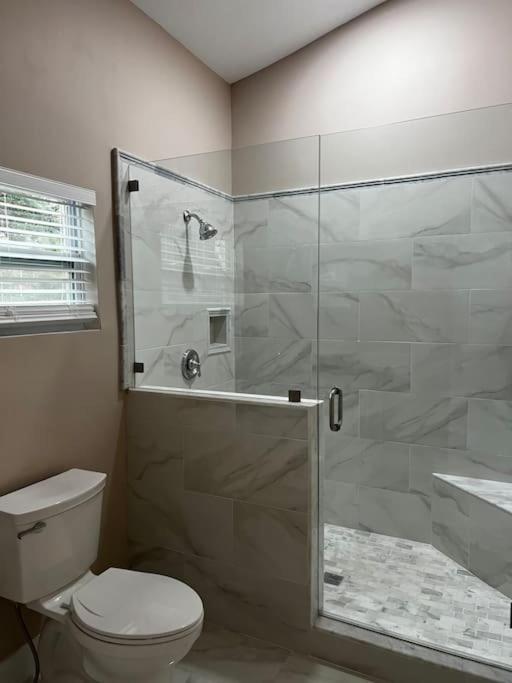 Tampa Bay Oasis Tarpon Springs Exterior foto